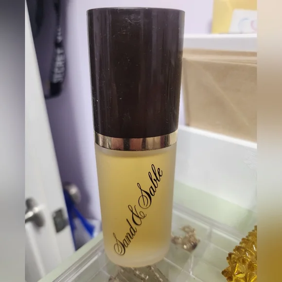 Sand & Sable Perfume - Picture 2 of 4
